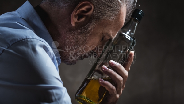 Η υπερβολική κατανάλωση αλκοόλ, συνδέεται με αυξημένη φλεγμονή στον εγκέφαλο